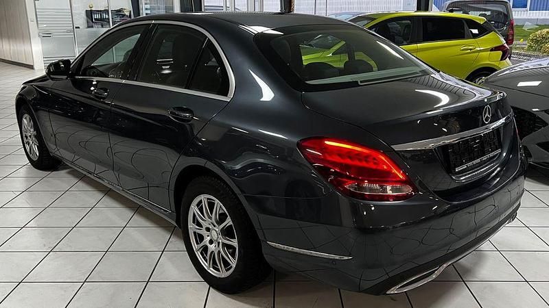 Gebraucht Mercedes C220 170 PS (125 kW) 2014 Grau Limousine
