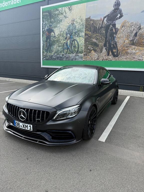 Schwarz Gebraucht 2020 Mercedes C63S AMG AMG Coupé | 72.000 € (Fairer Preis) - Bild 1/4