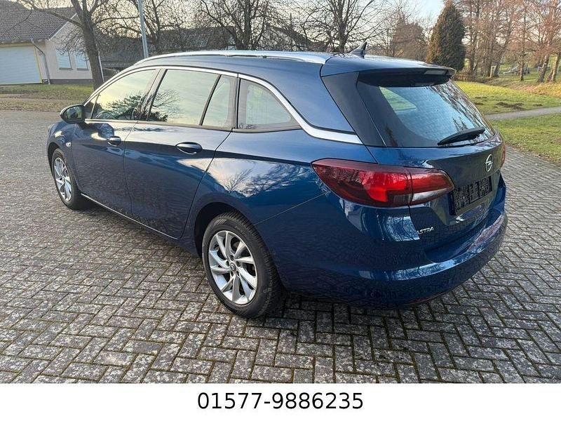 Gebraucht Opel Astra 105 PS (77 kW) 2020 Blau Kombi