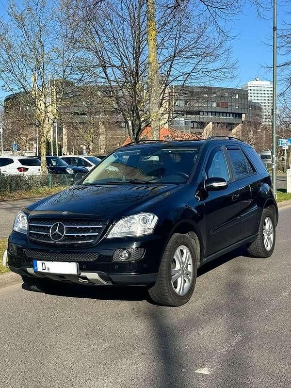 Gebraucht Mercedes ML320 224 PS (164 kW) 2006 SUV