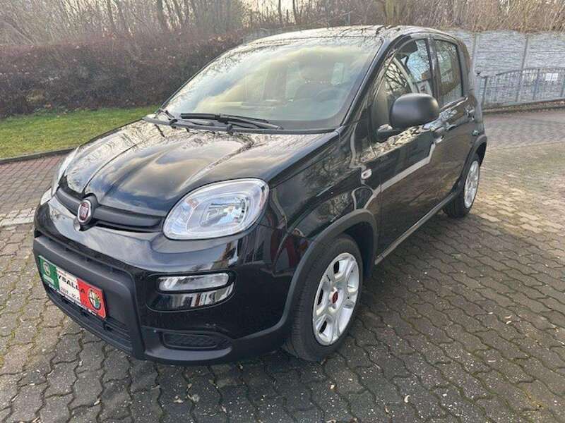 Gebraucht Fiat Panda 69 PS (50 kW) 2024 Schwarz Kleinwagen