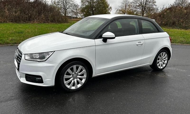 Gebraucht Audi A1 Ambiente 95 PS (69 kW) 2016 Weiß Kleinwagen