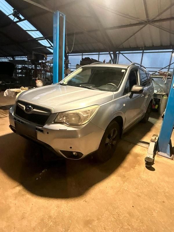 Gebraucht Subaru Forester 147 PS (108 kW) 2013 Silber SUV