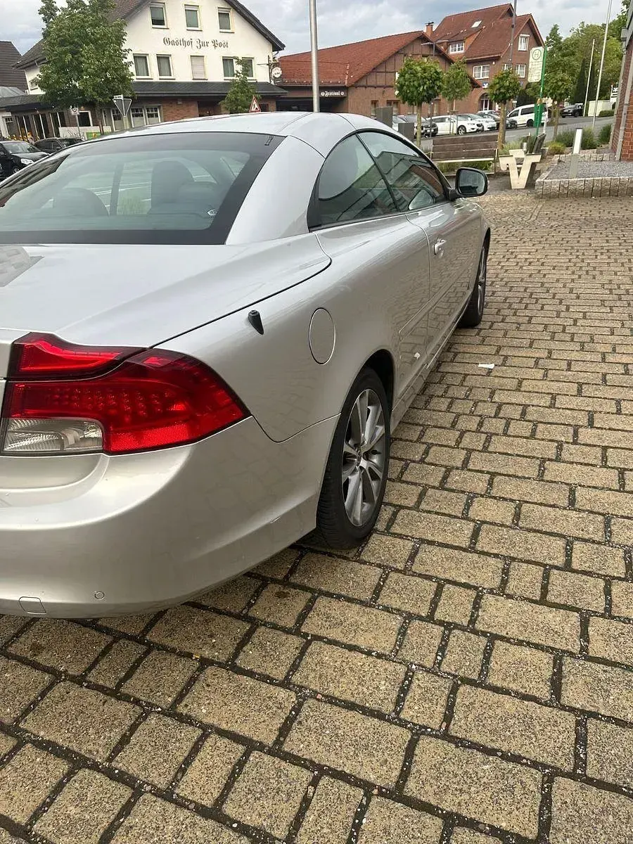 Gebraucht Volvo C70 136 PS (100 kW) 2010 Silber Cabrio