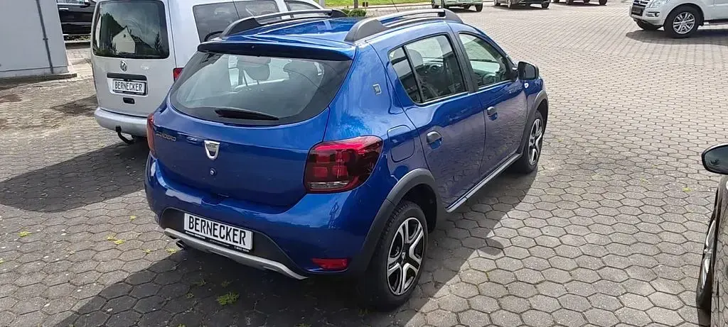 Gebraucht Dacia Sandero Celebration 90 PS (66 kW) 2020 Blau Limousine