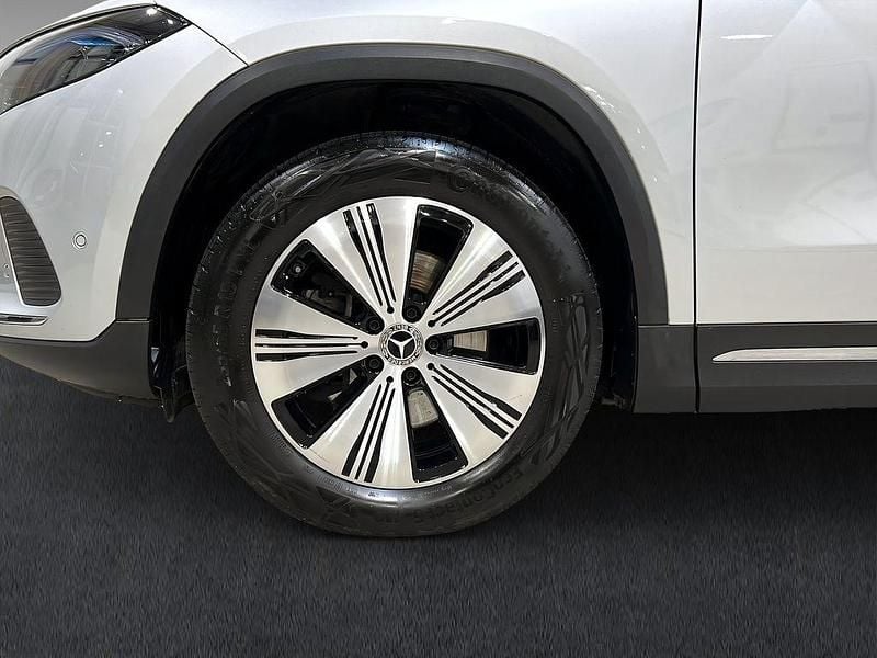 Gebraucht Mercedes EQA250 Progressive 139 kW (190 PS) 2022 Silber SUV
