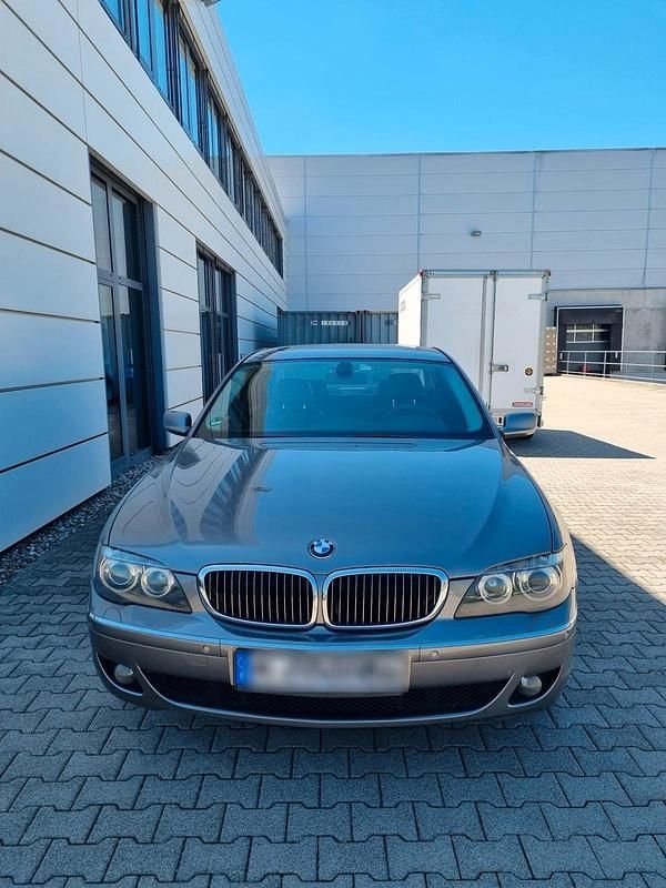Silber Gebraucht 2007 BMW 730 Limousine | 7.200 € (Fairer Preis) - Bild 1/4