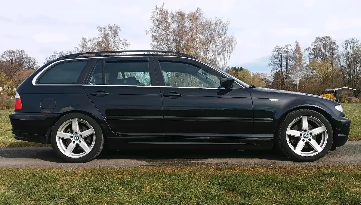 Gebraucht BMW 325 192 PS (141 kW) 2004 Schwarz Kombi