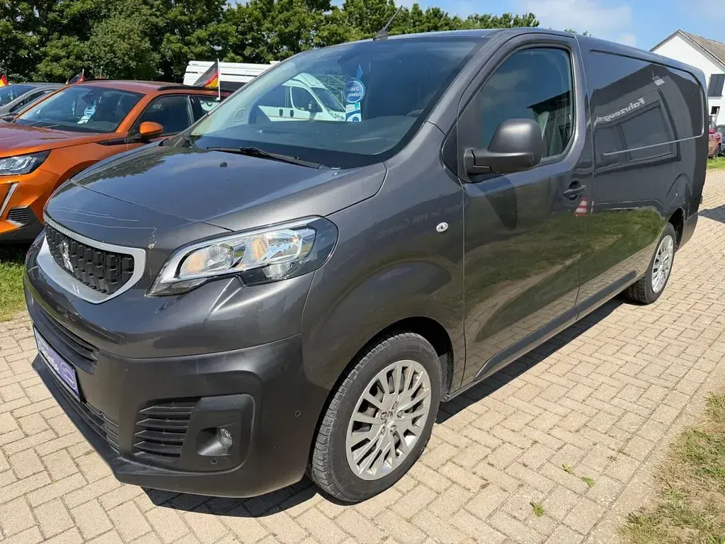 Gebraucht Peugeot Expert Premium 122 PS (89 kW) 2022 Grau Van