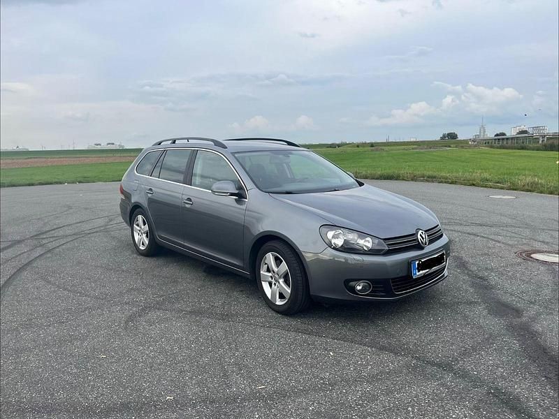 Gebraucht VW Golf VII 122 PS (89 kW) 2013 Grau Kombi