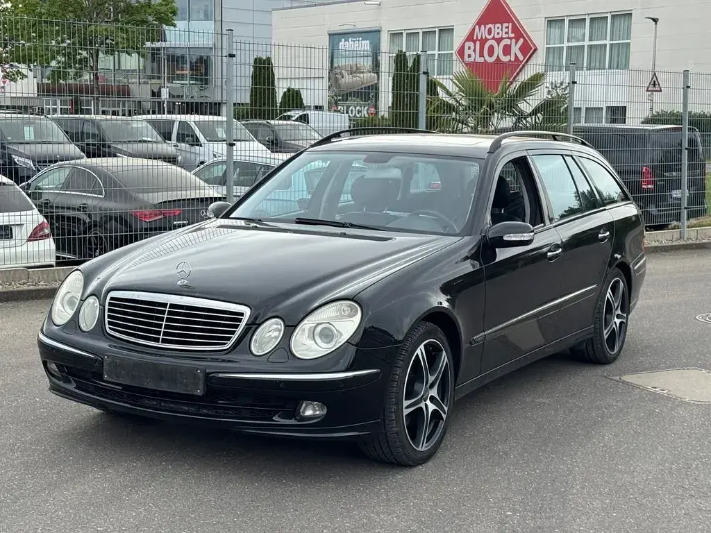 Gebraucht Mercedes E350 Avantgarde 272 PS (200 kW) 2006 Schwarz Limousine