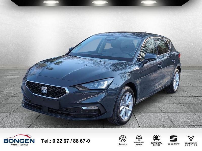 Neu Seat Leon Style 116 PS (85 kW) 2026 Blau Limousine