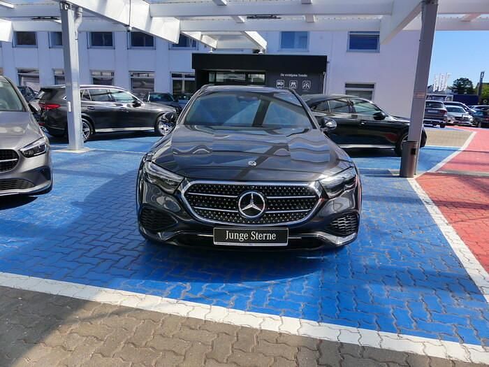 Gebraucht Mercedes E450 Avantgarde 381 PS (280 kW) 2025 Metalliclack graphitgrau Kombi