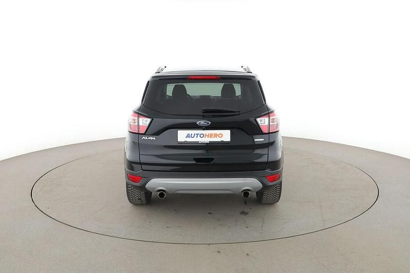 Gebraucht Ford Kuga Titanium 150 PS (110 kW) 2018 Schwarz SUV