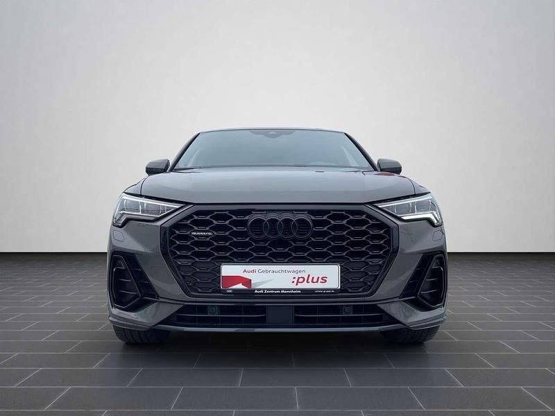 Gebraucht Audi Q3 S-Line 150 PS (110 kW) 2023 Chronosgrau metallic SUV
