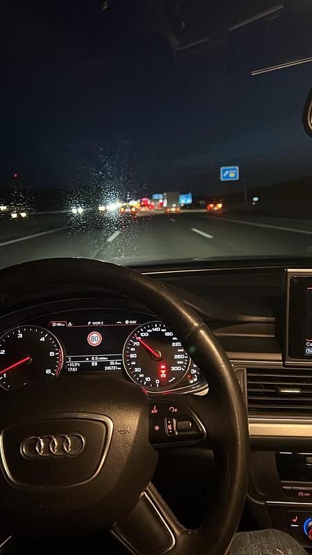 Gebraucht Audi A6 S-Line 204 PS (150 kW) 2014 Silber Limousine