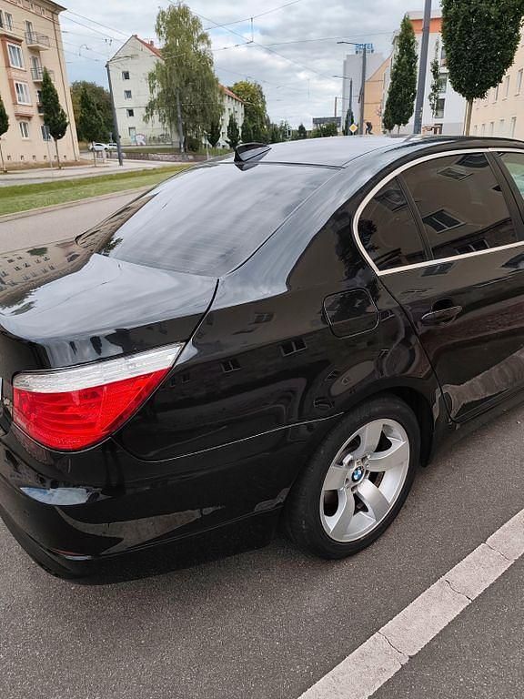 Gebraucht BMW 525 218 PS (160 kW) 2008 Schwarz Limousine