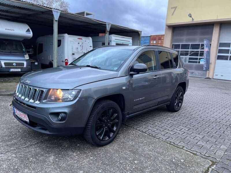 Grau Gebraucht 2013 Jeep Compass Limited SUV | 5.990 € (Guter Preis) - Bild 1/4