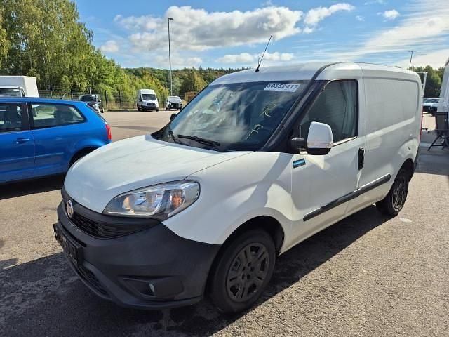 Gebraucht Fiat Doblò 95 PS (69 kW) 2017 Weiß Van / Kleinbus