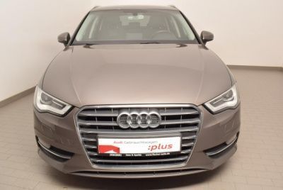 Gebraucht Audi A3 Sportback Ambiente 110 PS (80 kW) 2014 Grau metallic Kleinwagen