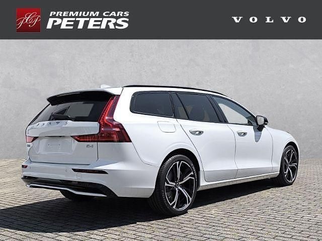 Gebraucht Volvo V60 Plus 197 PS (144 kW) 2024 Weiss Kombi
