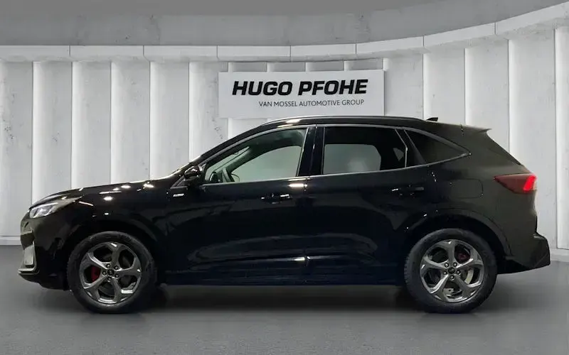 Gebraucht Ford Kuga ST-Line X 186 PS (136 kW) 2024 Schwarz SUV