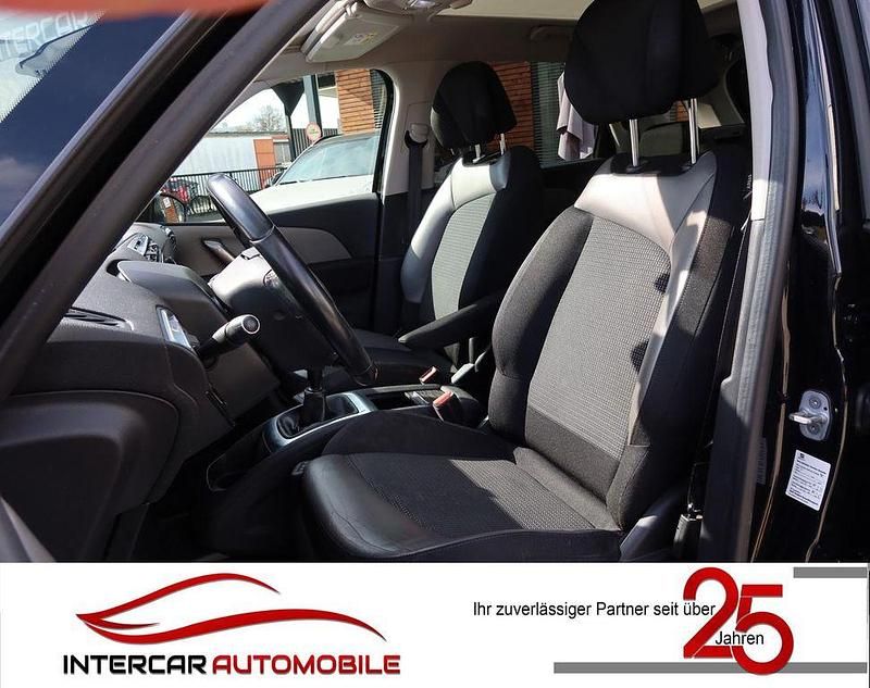 Gebraucht Citroën C4 Picasso Shine 150 PS (110 kW) 2017 Lack onyx schwarz/ty Van / Kleinbus