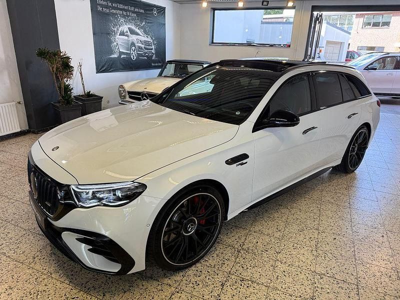 Weiß Gebraucht 2025 Mercedes E53 AMG AMG Limousine | 103.995 € - Bild 1/4