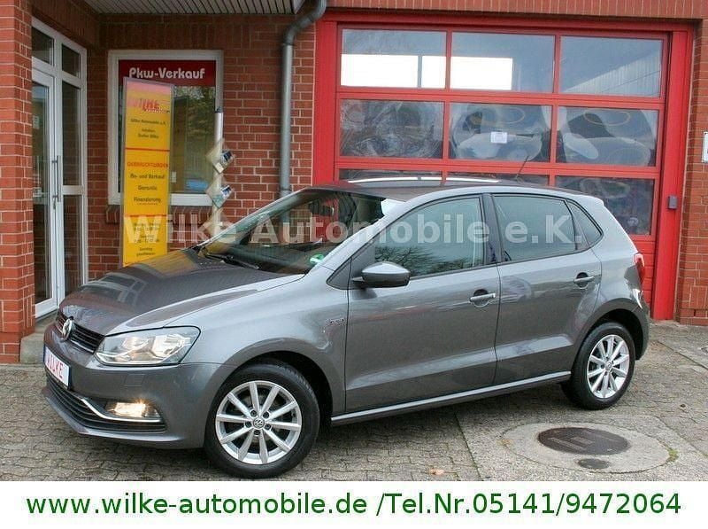 Grau Gebraucht 2015 VW Polo LOUNGE Kleinwagen | 10.990 € (Etwas zu teuer) - Bild 1/4