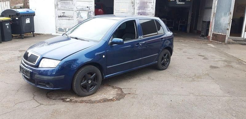 Gebraucht Skoda Fabia Classic 54 PS (39 kW) 2007 Blau Limousine