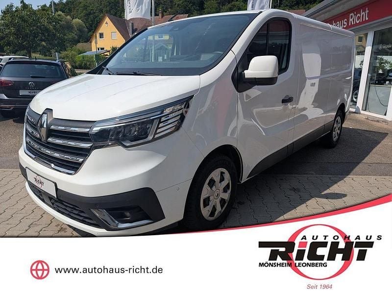 Gletscherweiss Gebraucht 2022 Renault Trafic Komfort Van | 18.480 € - Bild 1/4