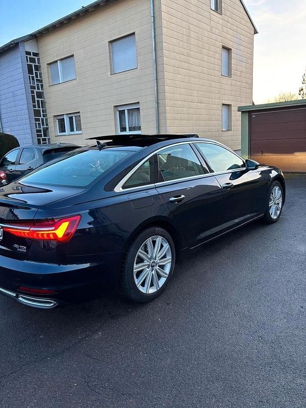 Używany Audi A6 Ambiente 231 KM (169 kW) 2019 Niebieski Sedan/Limuzyna