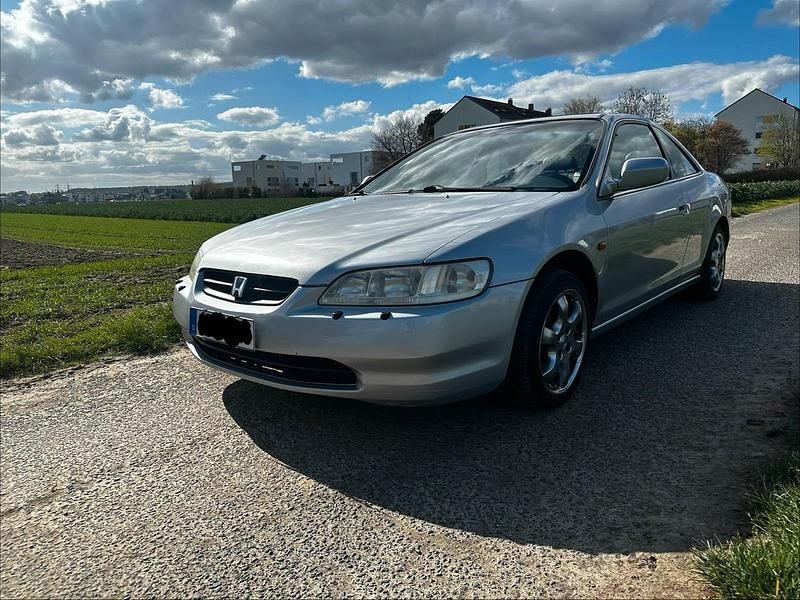 Gebraucht Honda Accord 147 PS (108 kW) 2001 Silber Coupé