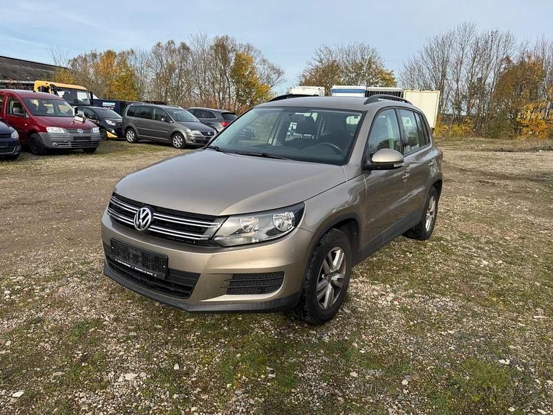 Beige Gebraucht 2014 VW Tiguan Trendline SUV | 6.300 € (Fairer Preis) - Bild 1/4