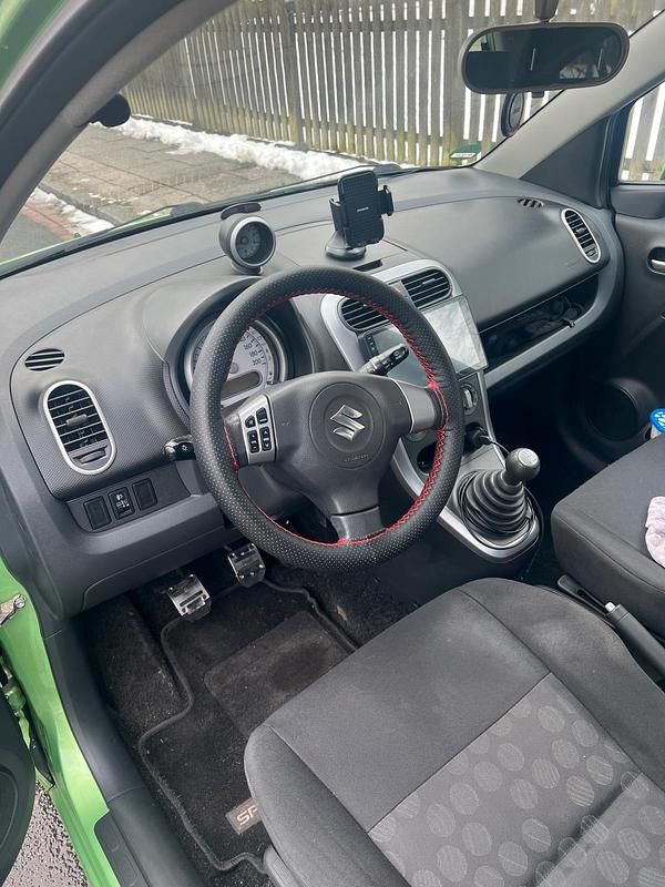 Gebraucht Suzuki Splash 86 PS (63 kW) 2009 Grün Kleinwagen