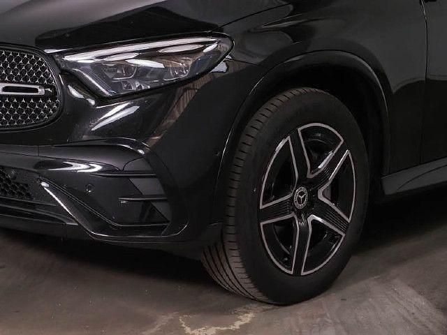 Gebraucht Mercedes GLC300e AMG line 333 PS (244 kW) 2024 SUV