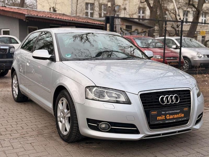 Gebraucht Audi A3 Sport 105 PS (77 kW) 2011 Silber Kleinwagen
