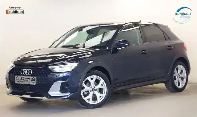 Gebraucht Audi A1 Sport 116 PS (85 kW) 2022 Blau SUV