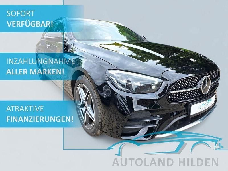 Schwarz Gebraucht 2022 Mercedes E300 AMG line Limousine | 29.990 € (Guter Preis) - Bild 1/4