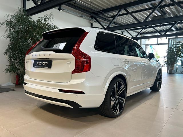 Gebraucht Volvo XC90 Plus 455 PS (334 kW) 2024 Crystal white / metallic SUV