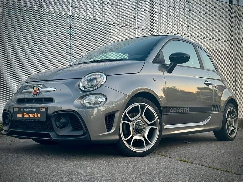 Usado Abarth 595C 145 HP (106 kW) 2017 Cinzento Cabrios