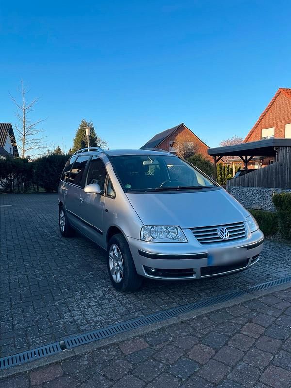 Gebraucht VW Sharan 115 PS (84 kW) 2005 Silber Van / Kleinbus