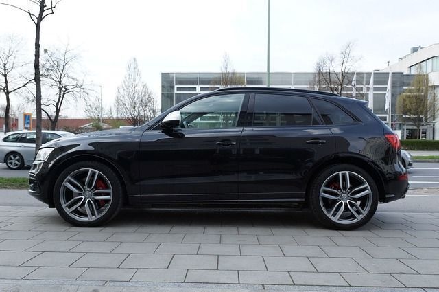 Gebraucht Audi SQ5 Competition 326 PS (239 kW) 2016 Schwarz metallic SUV