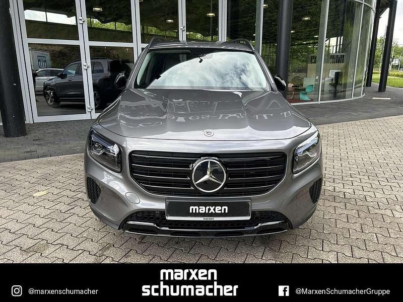 Gebraucht Mercedes GLB250 Night 224 PS (164 kW) 2024 Lack mountaingrau SUV