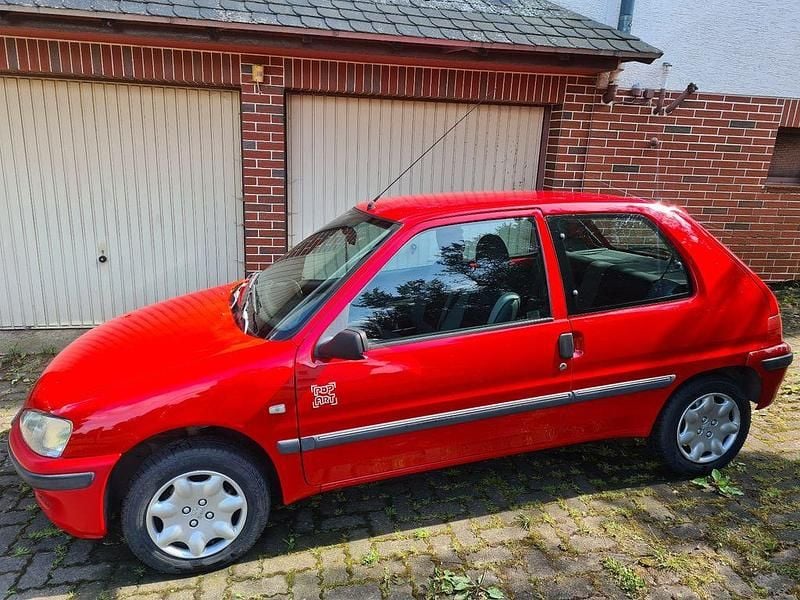 Rot Gebraucht 2003 Peugeot 106 S Kleinwagen | 1.049 € (Fairer Preis) - Bild 1/4