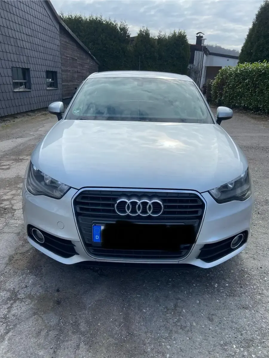 Occasion Audi A1 S-Line 122 ch (89 kW) 2012 Argent Citadine
