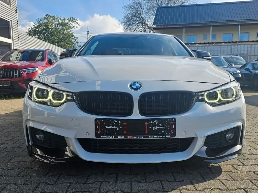 Używany BMW 430 M Performance 252 KM (185 kW) 2019 Biały Coupe