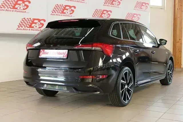 Gebraucht Skoda Scala Monte Carlo 150 PS (110 kW) 2023 Black magic perl Kleinwagen