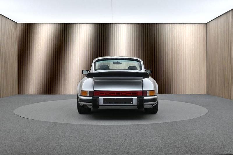 Gebraucht Porsche 911 Carrera 200 PS (147 kW) 1977 Silber Coupé