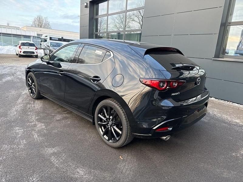 Neu Mazda 3 Nagisa 140 PS (102 kW) 2026 Jet black Limousine